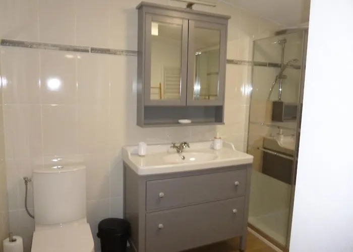 Les Rives De La Dive Les 123 Coaching Pensión 3*