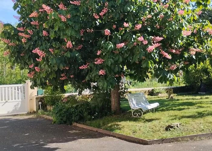 Les Rives De La Dive Les 123 Coaching Pensión 3*